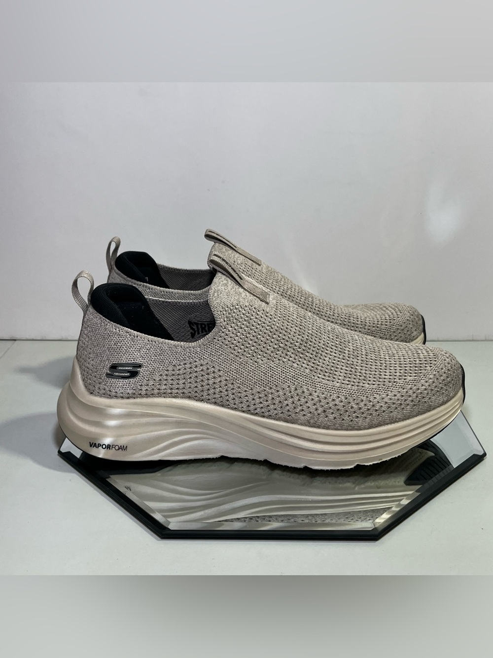 Men’s Skechers Oxulus Vapor Foam Slip On Sneakers, US Size 10 Wide, Beige